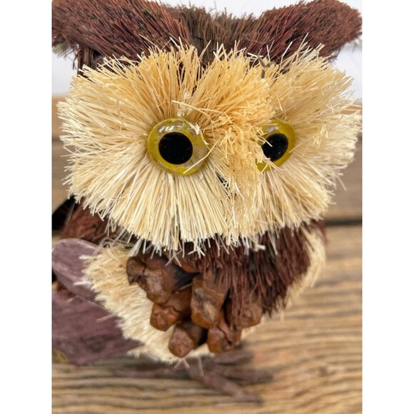 Vintage 1970s Retro Owl Straw Pinecone Glass eyes Boho - Picture 5 of 6